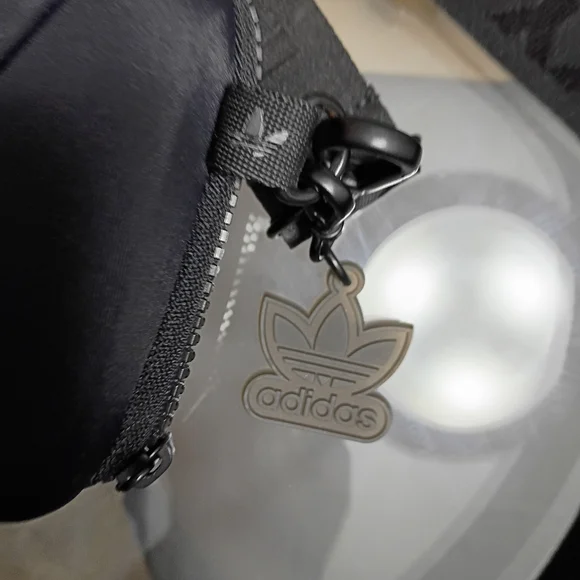 Black PARK Crossbody Bag - Picture 6 of 6